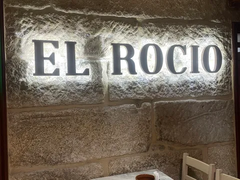 Letras corpóreas iluminadas