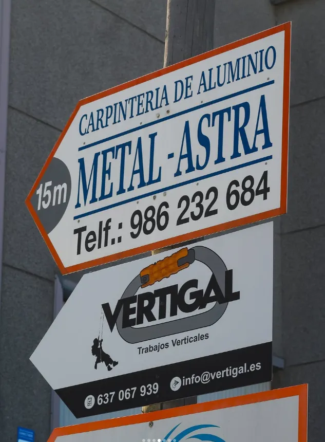 Señal vertical — proyecto Metalastra